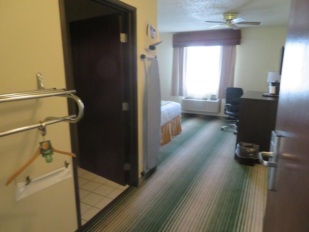Surestay Plus By Best Western Montrose Zewnętrze zdjęcie