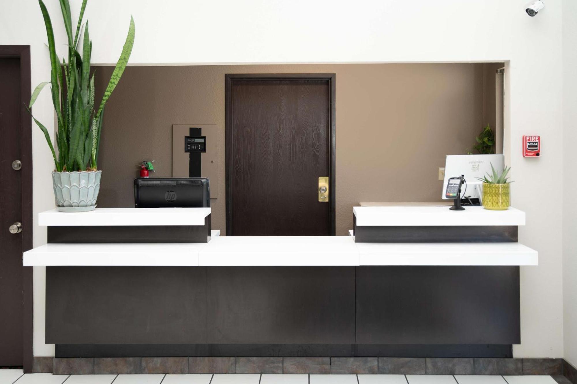 Surestay Plus By Best Western Montrose Zewnętrze zdjęcie